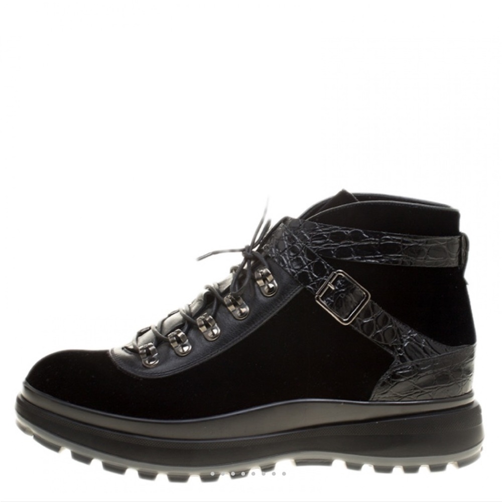 Black Leather Hiking Boots